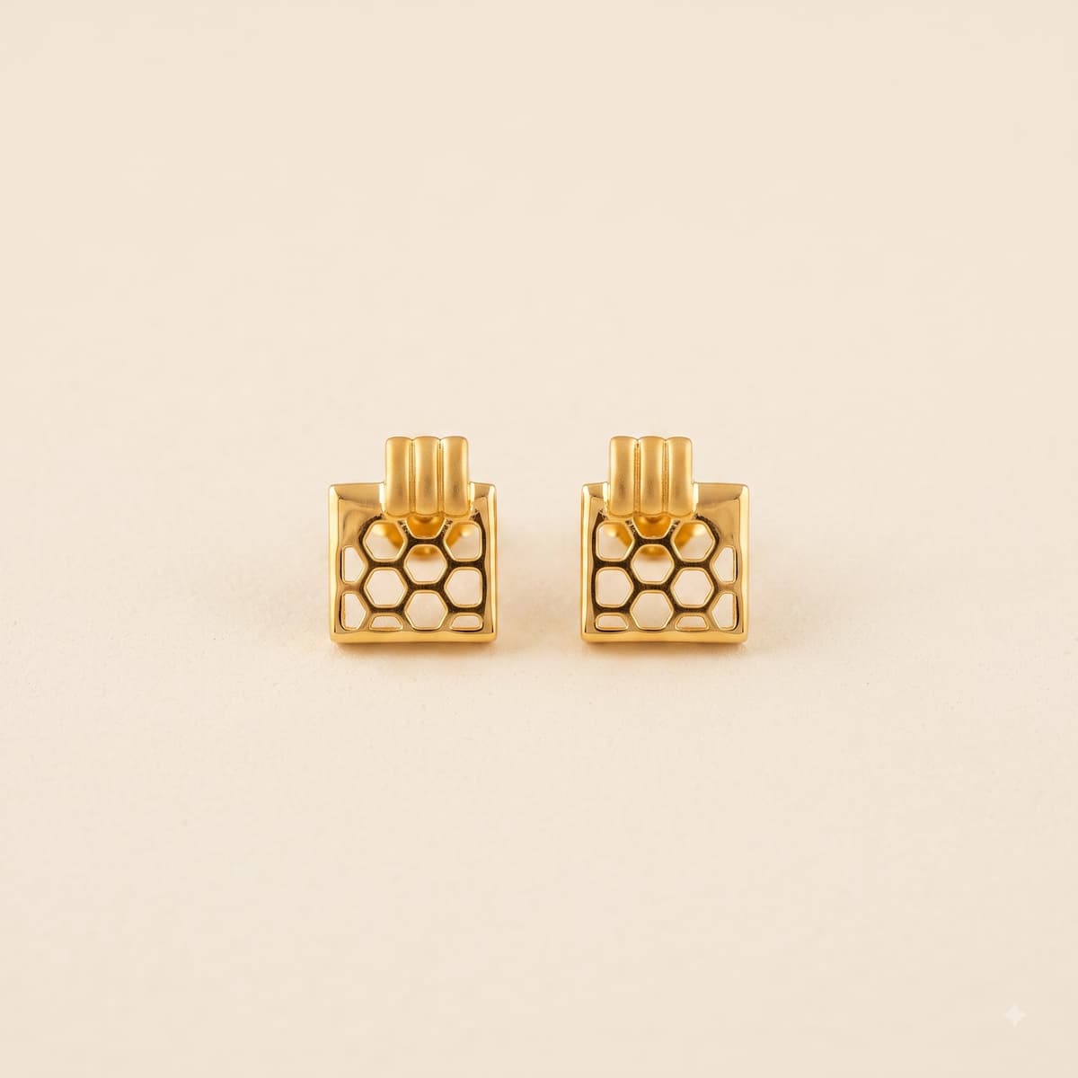 Lotus Comb Gold Tops
